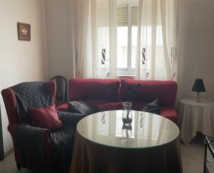 Sala d'estar de Apartament de lloguer en Baza