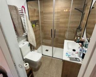 Bathroom of Apartment for sale in  Granada Capital  with Swimming Pool