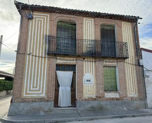 Vista exterior de Casa o xalet en venda en Cuéllar