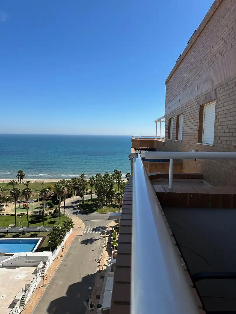Flat for rent in Carrer de la Pinada, 29, Costa Marina Exterior view of Flat for rent in Oropesa del Mar / Orpesa