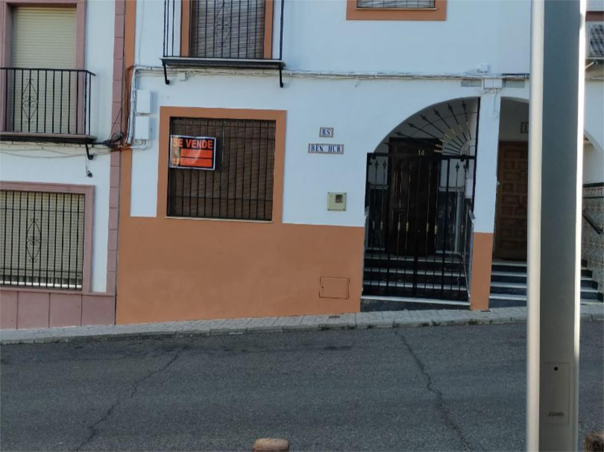 Vista exterior de Casa adosada en venta en Adamuz con Aire acondicionado, Amueblado y Balcón