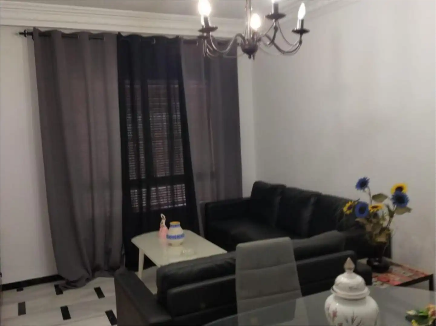 Wohnzimmer von Einfamilien-Reihenhaus zum Verkauf in Adamuz mit Klimaanlage, Möbliert und Balkon