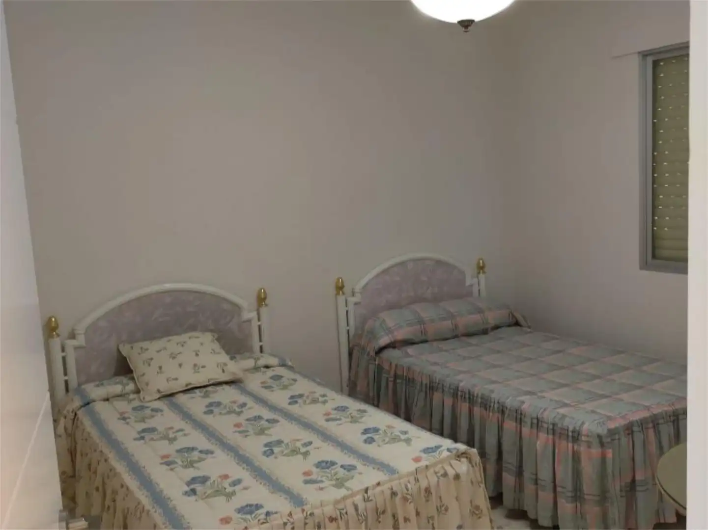 Schlafzimmer von Einfamilien-Reihenhaus zum Verkauf in Adamuz mit Klimaanlage, Möbliert und Balkon