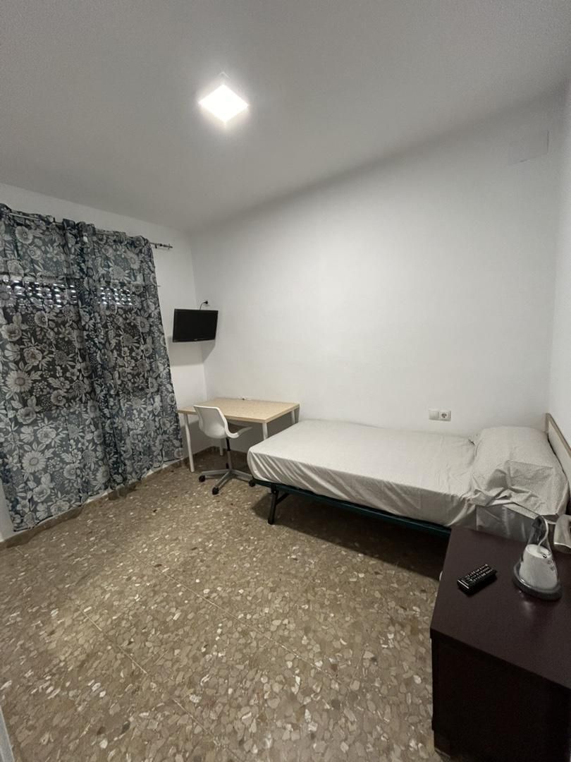 Casa o xalet per a compartir a Calle Lara Castañeda, 23, Los Almendros - El Limonero - El Tomillar