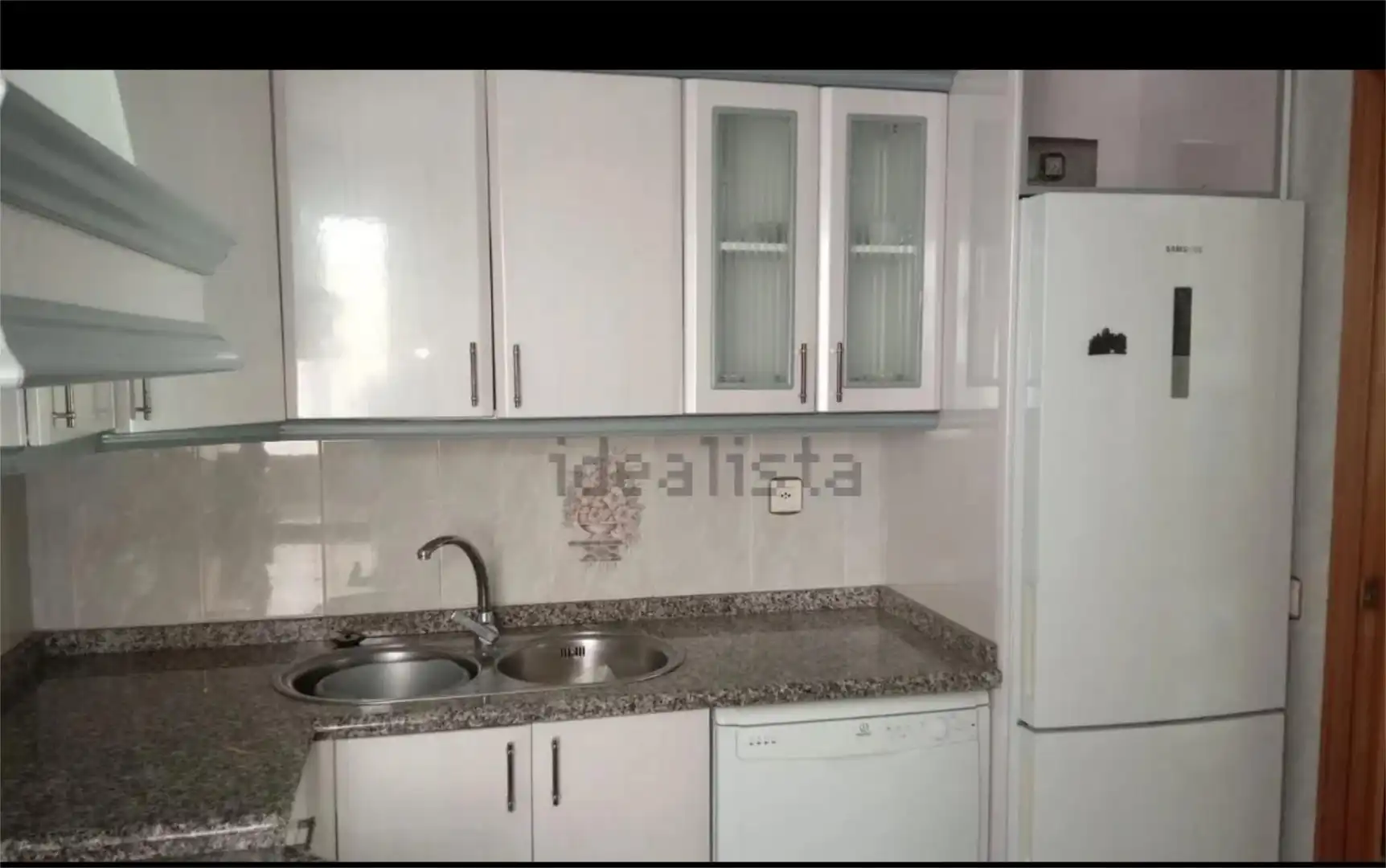 Dúplex en venta en Calle Santiago, 1, Valencia de Alcántara Cocina de Dúplex en venta en Valencia de Alcántara con Aire acondicionado, Terraza y Trastero