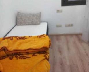 Bedroom of Flat to share in Sant Jaume de Llierca