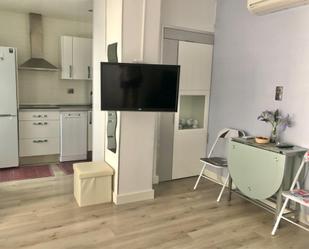 Sala d'estar de Pis de lloguer en Sitges amb Aire condicionat i Piscina