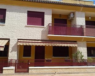 Exterior view of Duplex to rent in Orihuela  with Air Conditioner, Terrace and Balcony