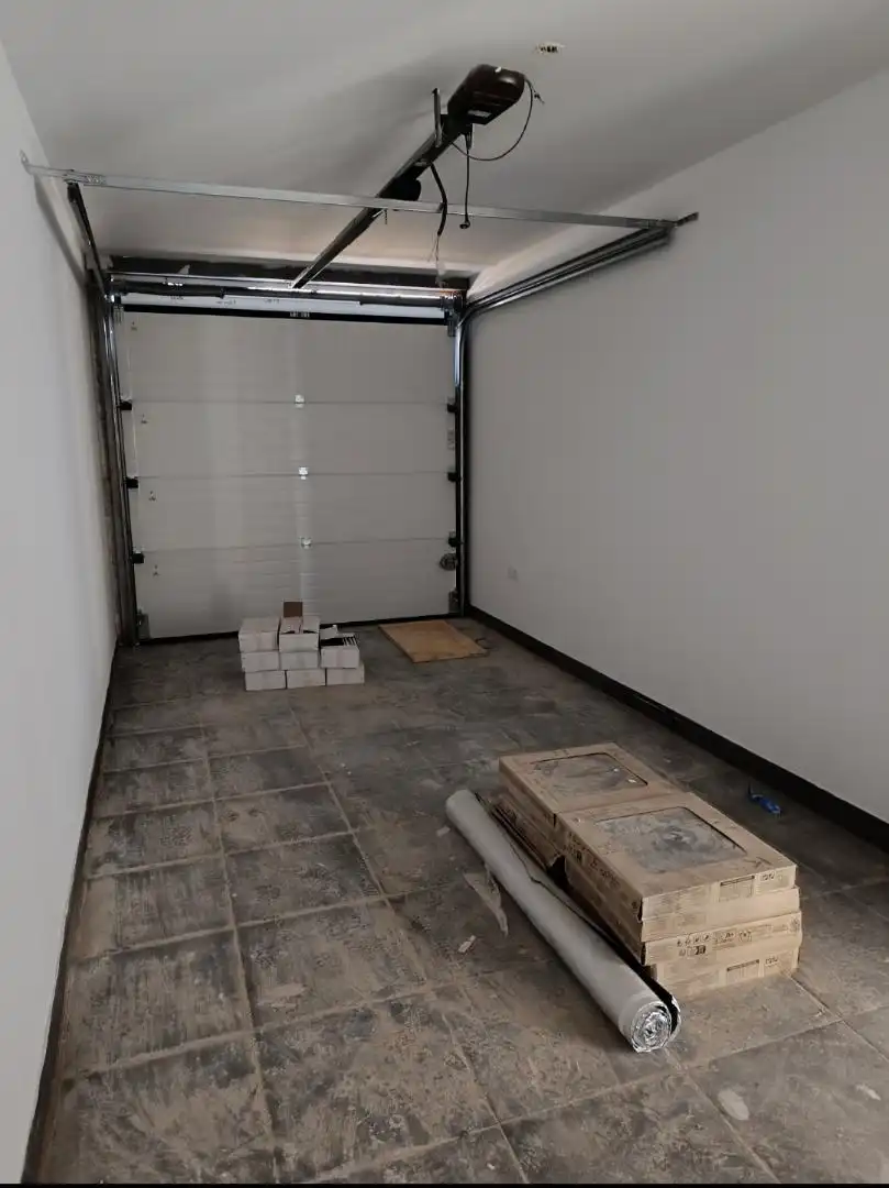 Piso en venta en Calle Norte, San Mateo de Gállego Piso en venta en San Mateo de Gállego con Jardín privado