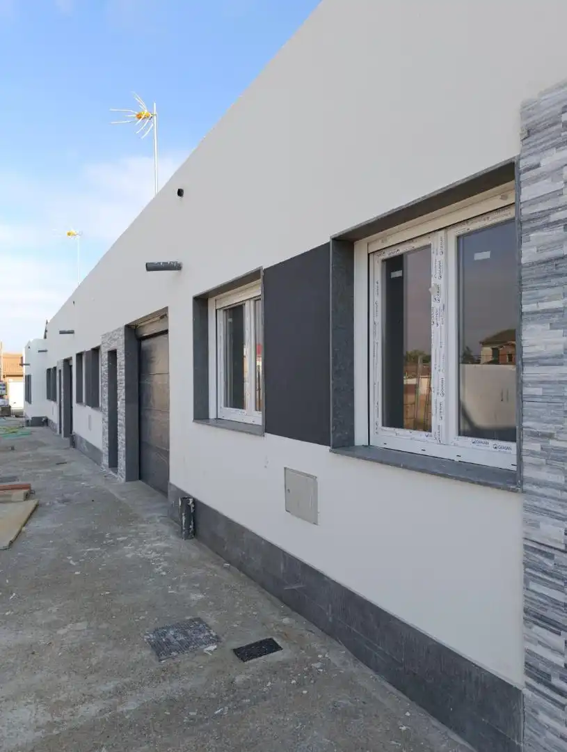 Piso en venta en Calle Norte, San Mateo de Gállego Vista exterior de Piso en venta en San Mateo de Gállego con Jardín privado