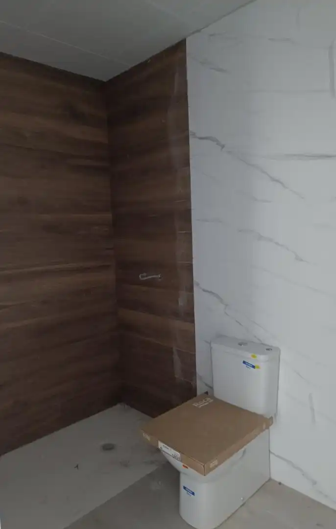 Piso en venta en Calle Norte, San Mateo de Gállego Baño de Piso en venta en San Mateo de Gállego con Jardín privado