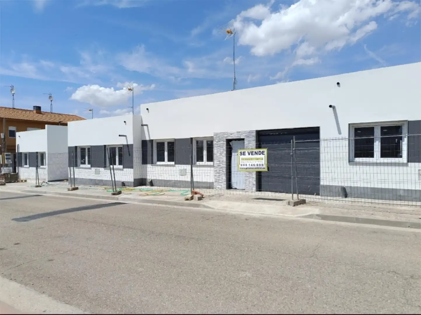 Piso en venta en Calle Norte, San Mateo de Gállego Vista exterior de Piso en venta en San Mateo de Gállego con Jardín privado