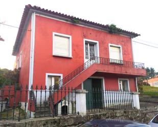 Vista exterior de Casa o xalet en venda en Vilagarcía de Arousa amb Jardí privat i Terrassa