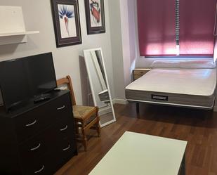 Bedroom of Study to rent in Talavera de la Reina  with Air Conditioner