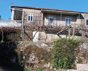 Vista exterior de Finca rústica en venda en Ponte Caldelas amb Terrassa i Balcó