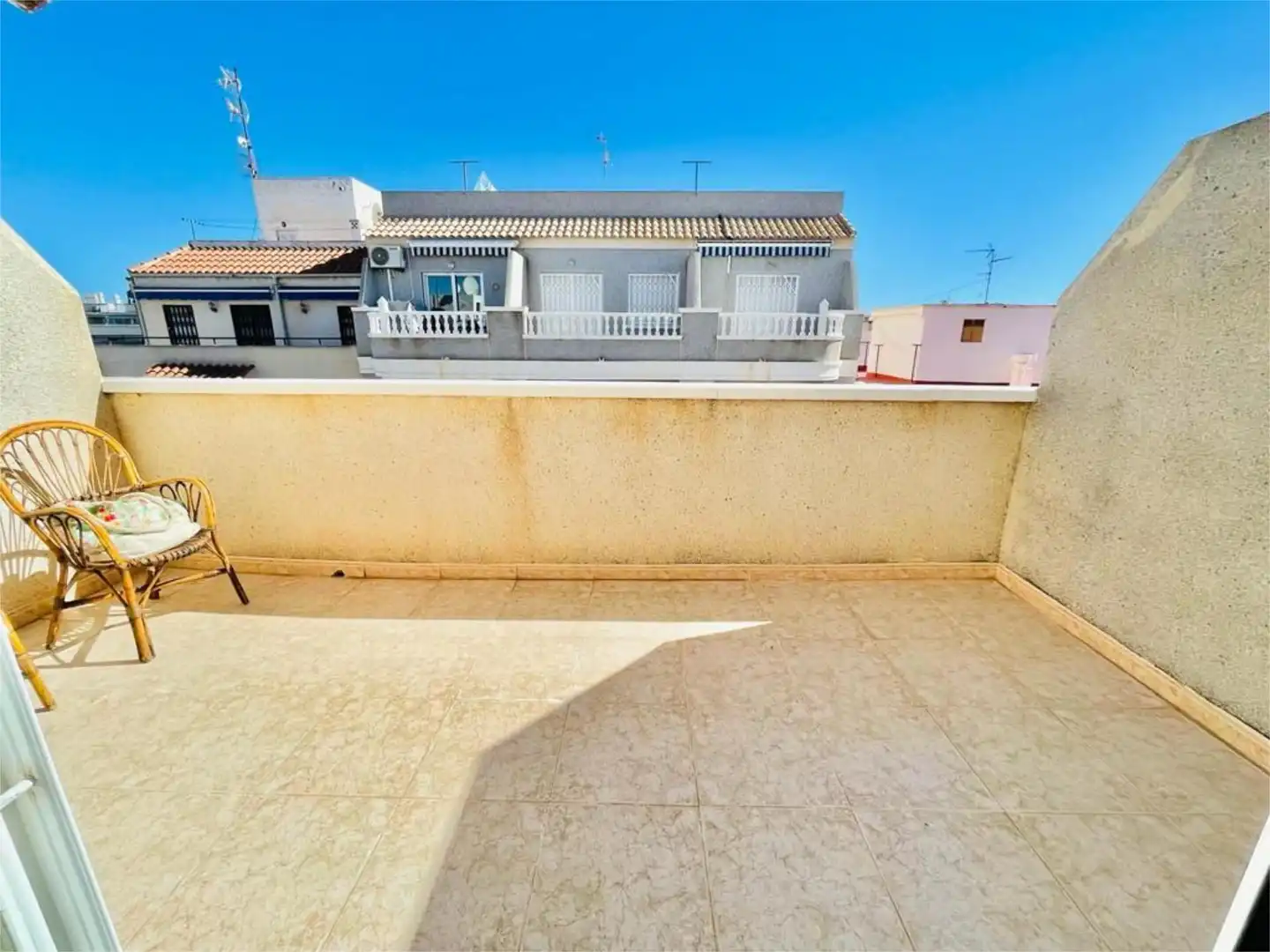 Àtic en venda a Calle Bergantin, 15, Zona Playa del Cura Vista exterior de Àtic en venda en Torrevieja amb Terrassa