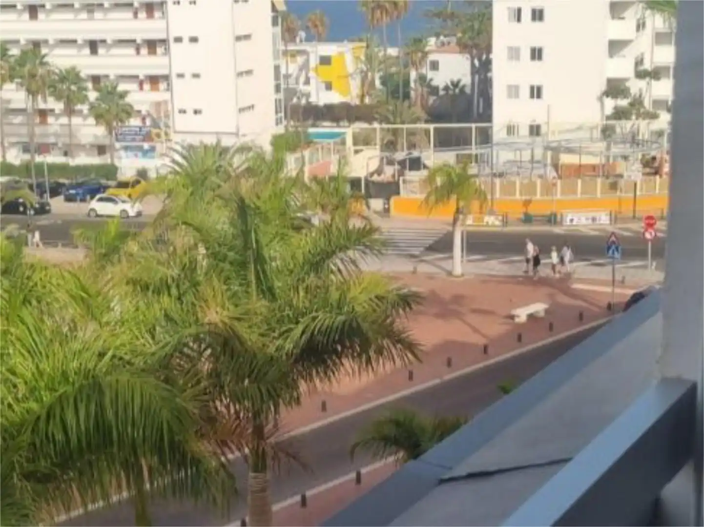 Flat for sale in Calle San Cristóbal de la Laguna, 7, Playa del Inglés Exterior view of Flat for sale in San Bartolomé de Tirajana with Air Conditioner, Heating and Private garden