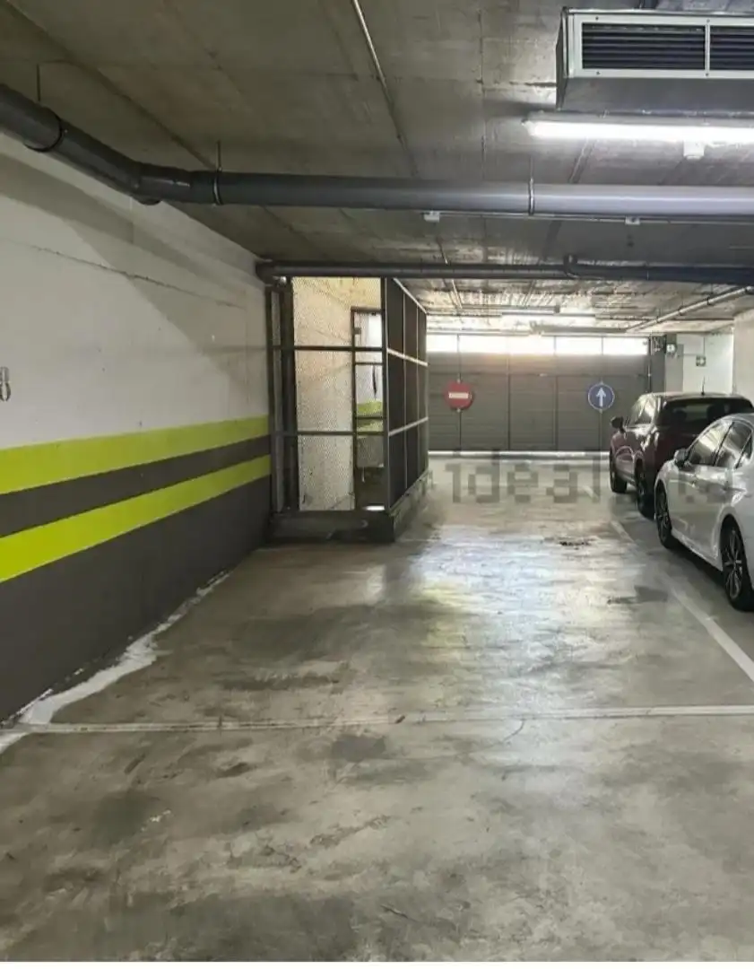 Parking de Garaje de alquiler en Sevilla