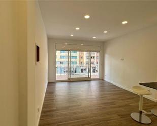 Living room of Flat to rent in  Barcelona Capital  with Air Conditioner and Balcony