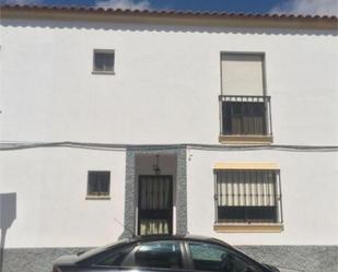 Vista exterior de Casa o xalet en venda en Olivenza amb Terrassa