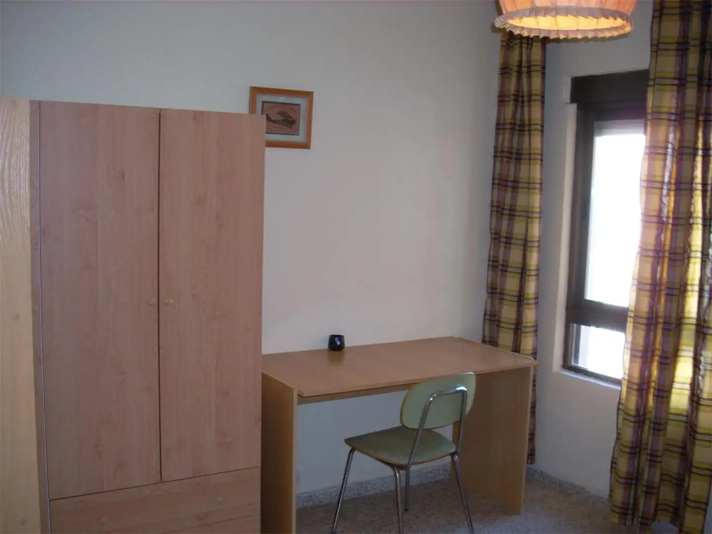 Room in Calle Julio Burell, 55, Linarejos Room in Calle Julio Burell, 55, Linarejos