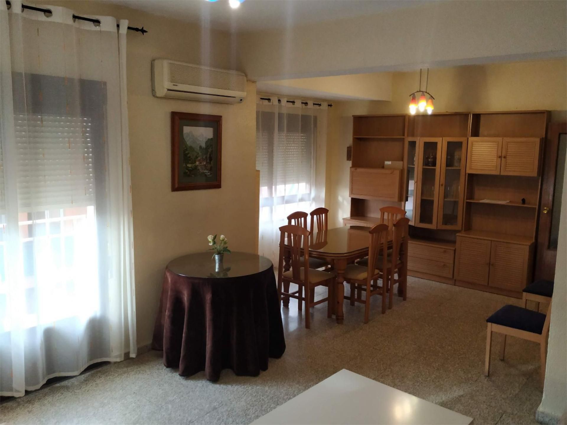 Flat to share in Calle Julio Burell, 55, Linarejos