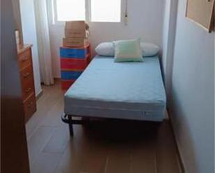 Bedroom of Flat to share in Badajoz Capital