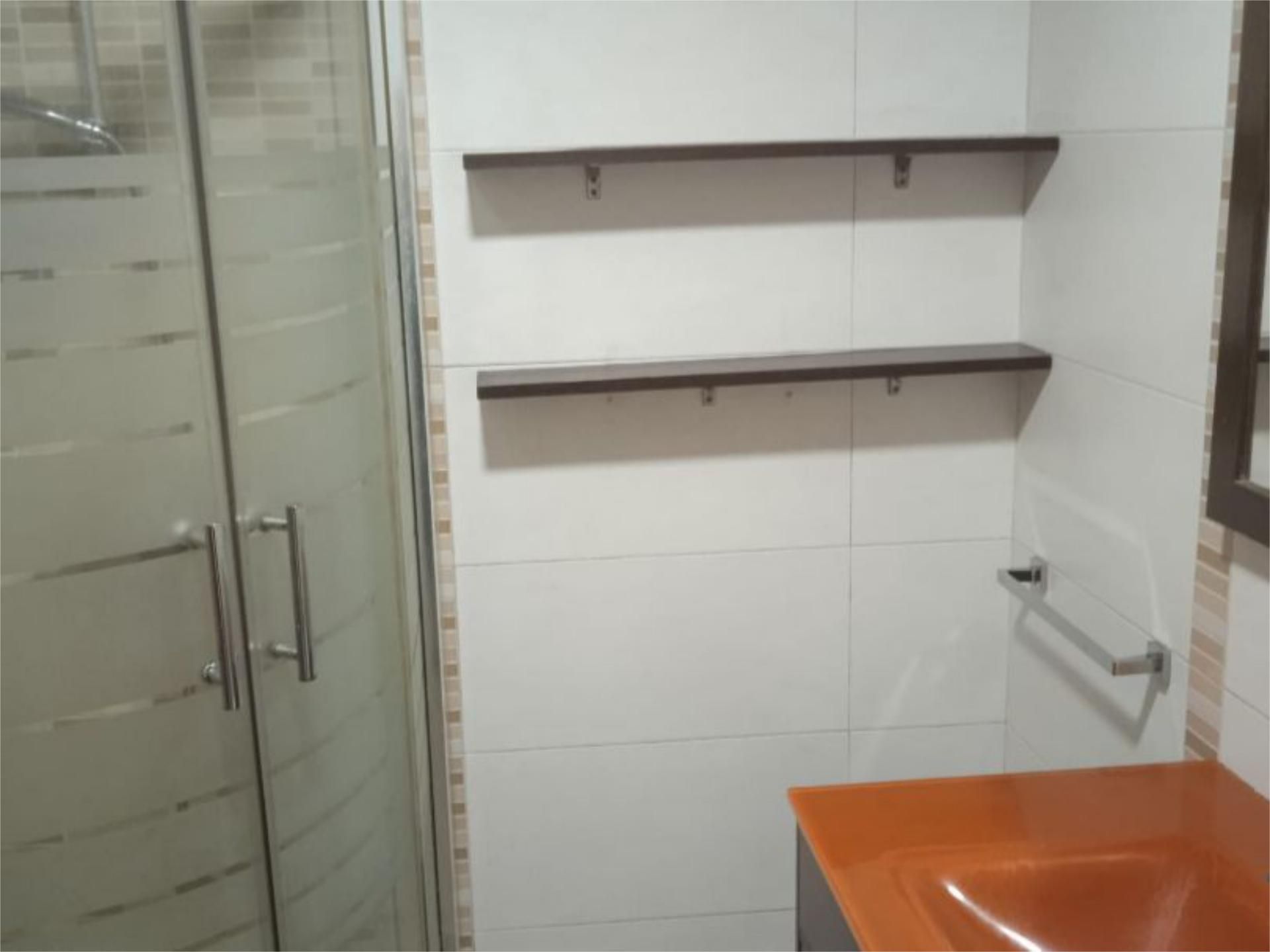 Bany de Pis en venda en Maside amb Balcó