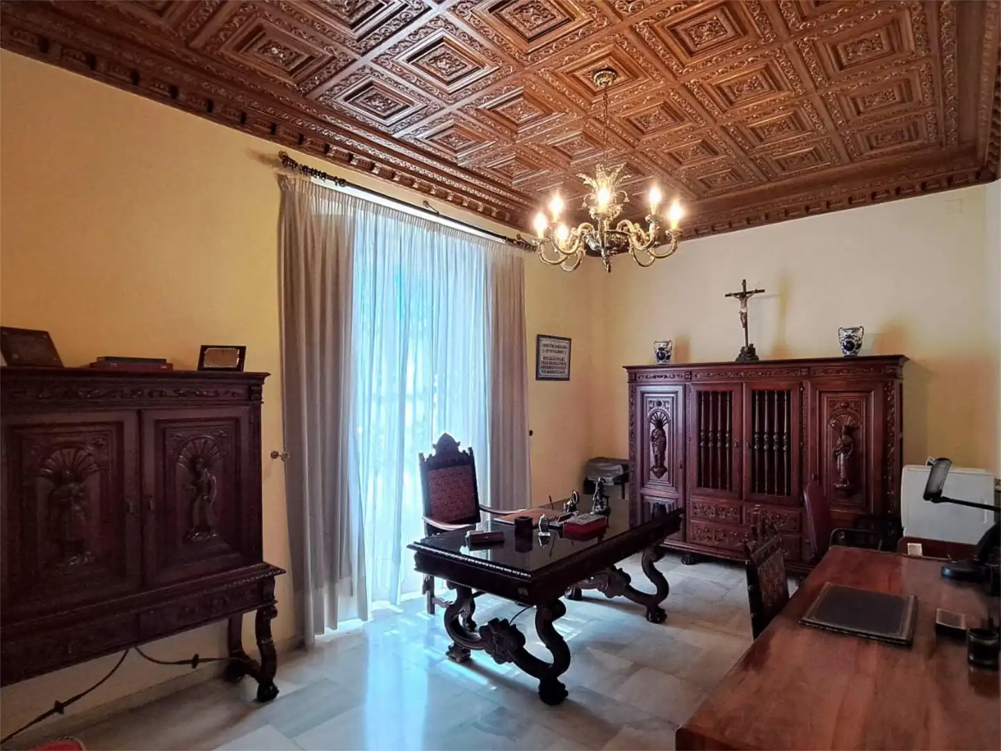 Casa adosada en venta en Calle del Seis de Junio, 84, Valdepeñas Comedor de Casa adosada en venta en Valdepeñas con Aire acondicionado, Terraza y Balcón