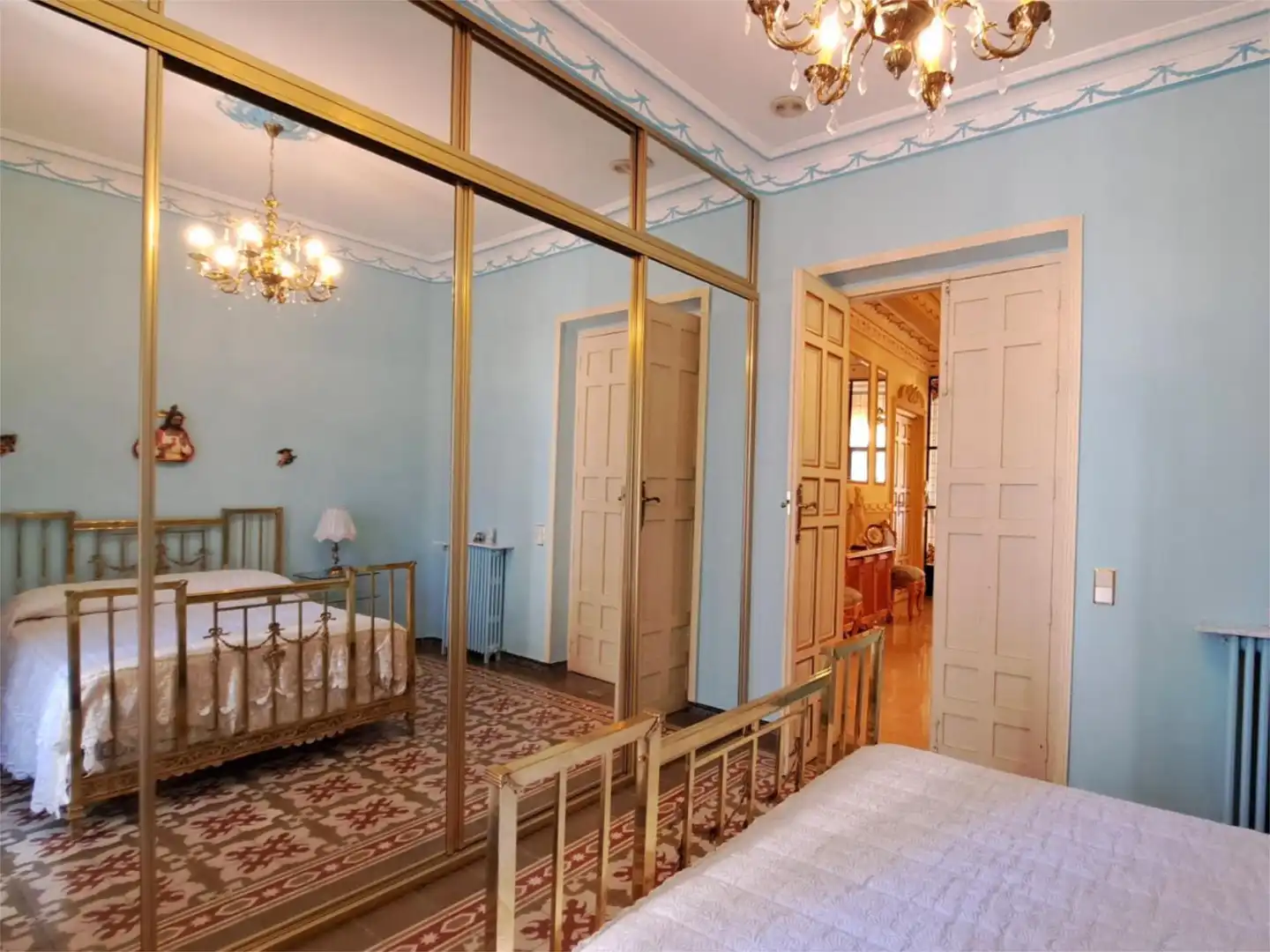 Casa adosada en venta en Calle del Seis de Junio, 84, Valdepeñas Habitación de Casa adosada en venta en Valdepeñas con Aire acondicionado, Terraza y Balcón