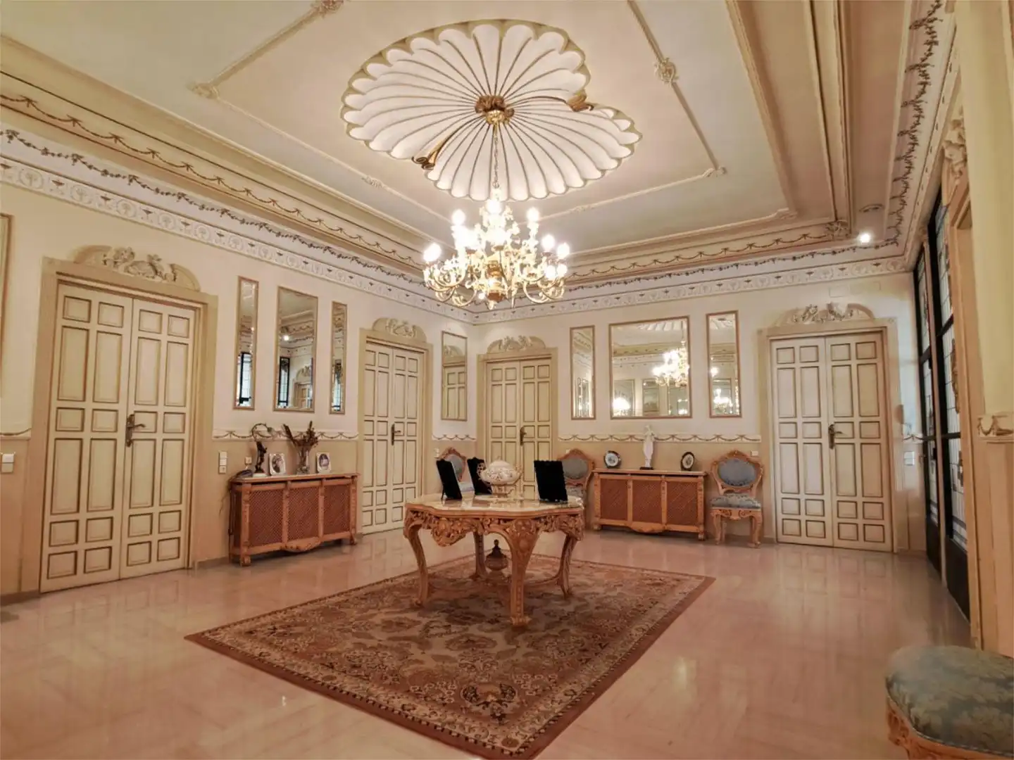 Casa adosada en venta en Calle del Seis de Junio, 84, Valdepeñas Casa adosada en venta en Valdepeñas con Aire acondicionado, Terraza y Balcón