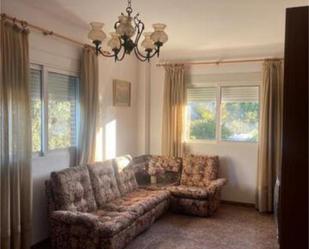 Sala d'estar de Casa o xalet en venda en Arenas del Rey