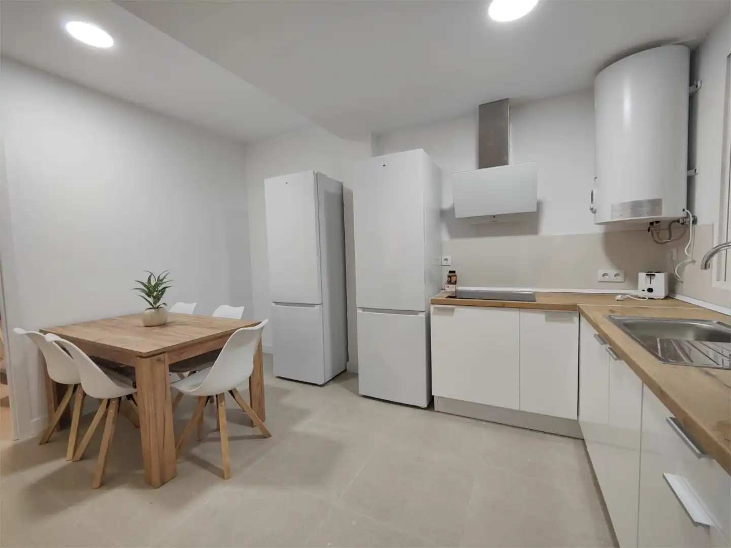 Room in Carrer del Degà Martí, 22, Parque Ribalta - Plaza de Toros