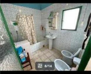 Bathroom of House or chalet for sale in Aceuchal