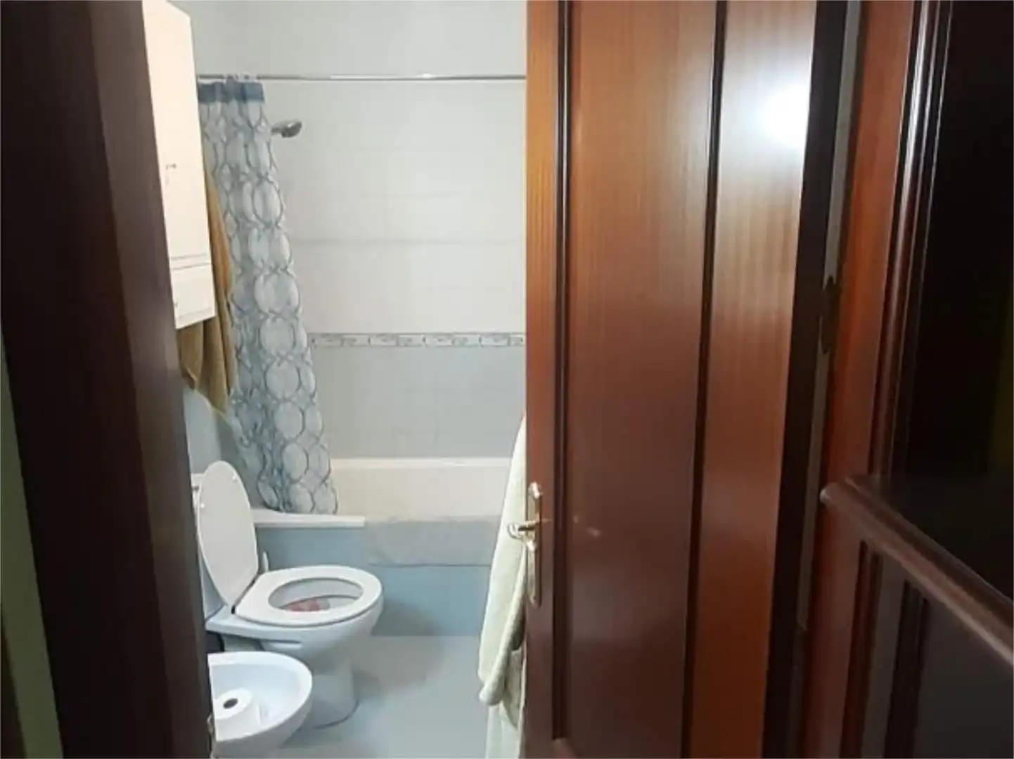 Baño de Piso en venta en La Puebla del Río con Aire acondicionado, Calefacción y Terraza
