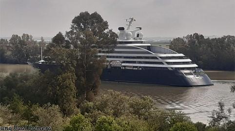 Photo 3 of Flat for sale in Calle Betis, 38, La Puebla del Río, Sevilla