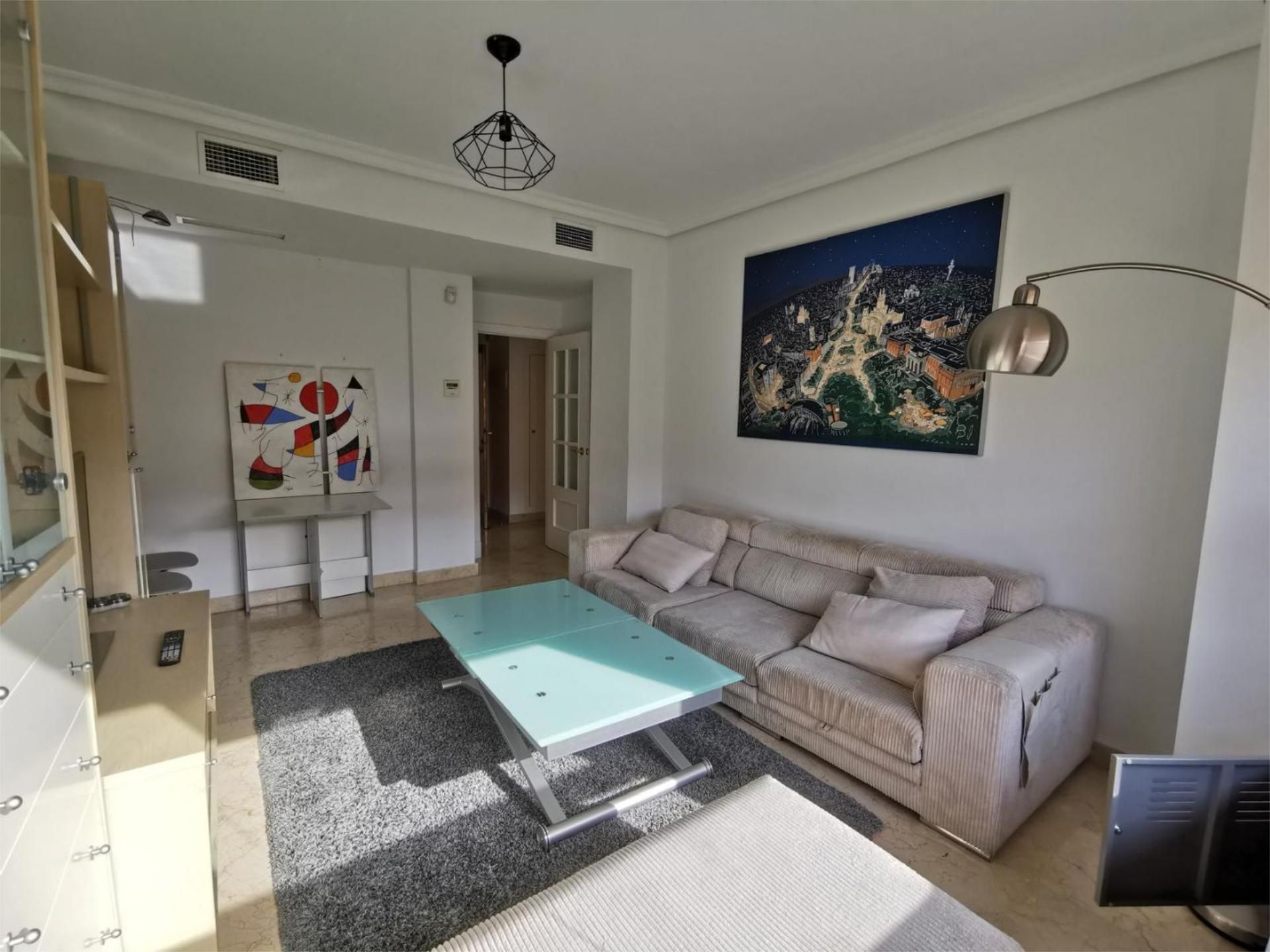 Living room of Flat to rent in  Sevilla Capital  with Air Conditioner, Heating and Private garden