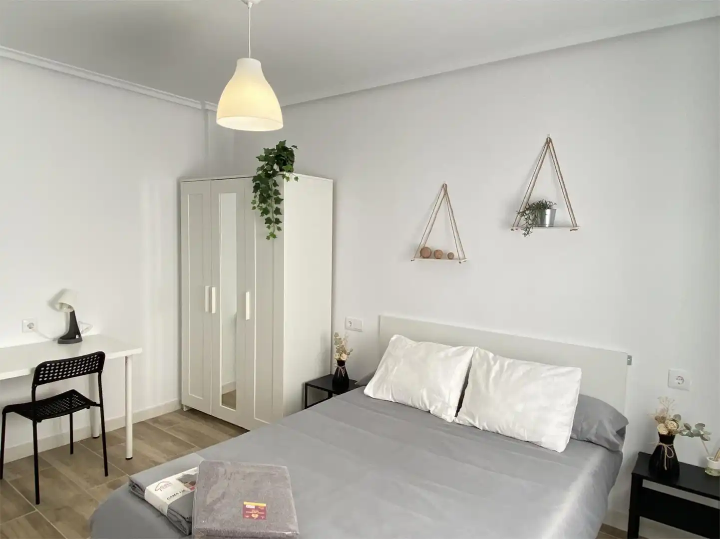 Habitación en Calle Castrojeriz, 4, San Pedro y San Felices Habitación en Calle Castrojeriz, 4, San Pedro y San Felices