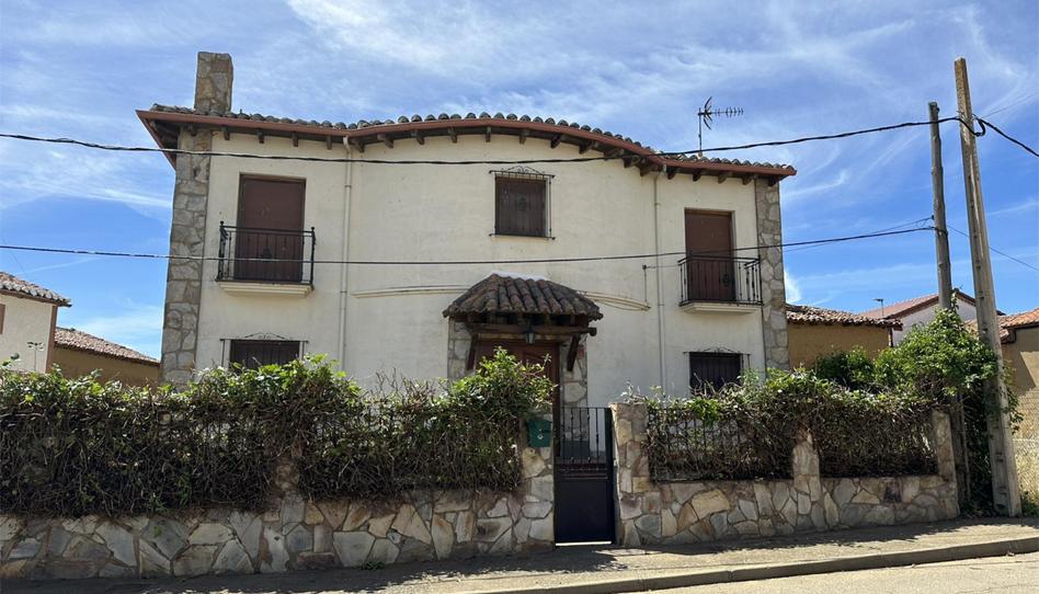 House or chalet for sale in Le-6620, 5, Villamartín de Don Sancho, León - image 1 Photo 1 of House or chalet for sale in Le-6620, 5, Villamartín de Don Sancho, León