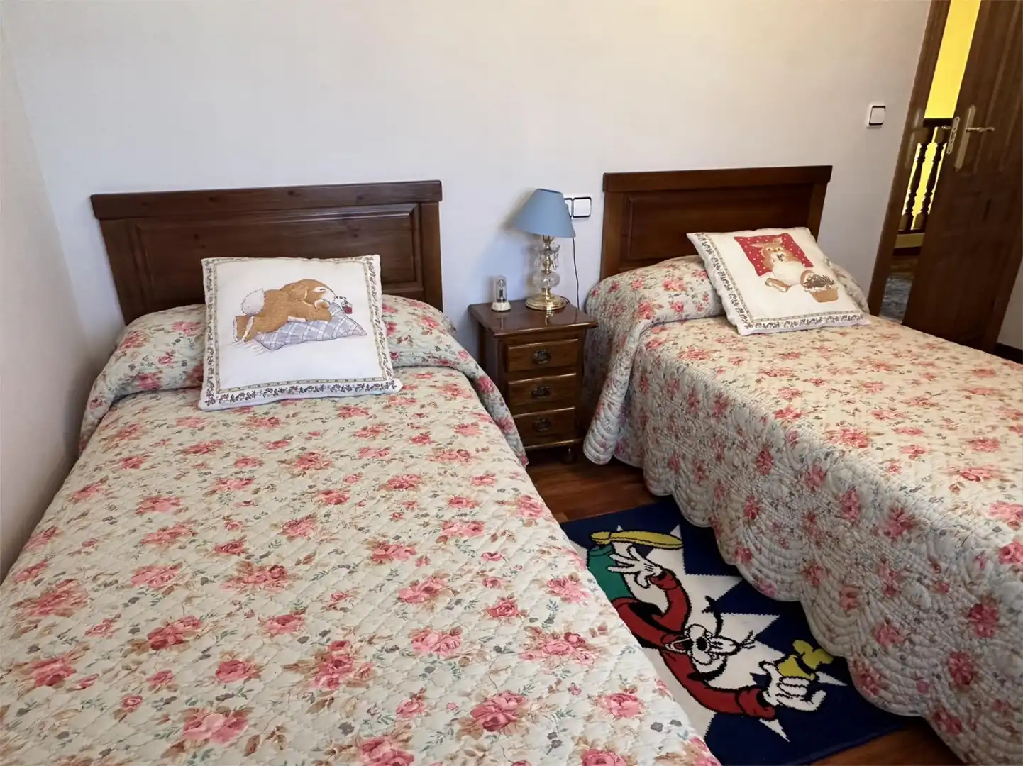 Bedroom of Houses for sale in Villamartín de Don Sancho  with Heating, Parquet flooring and Storage room