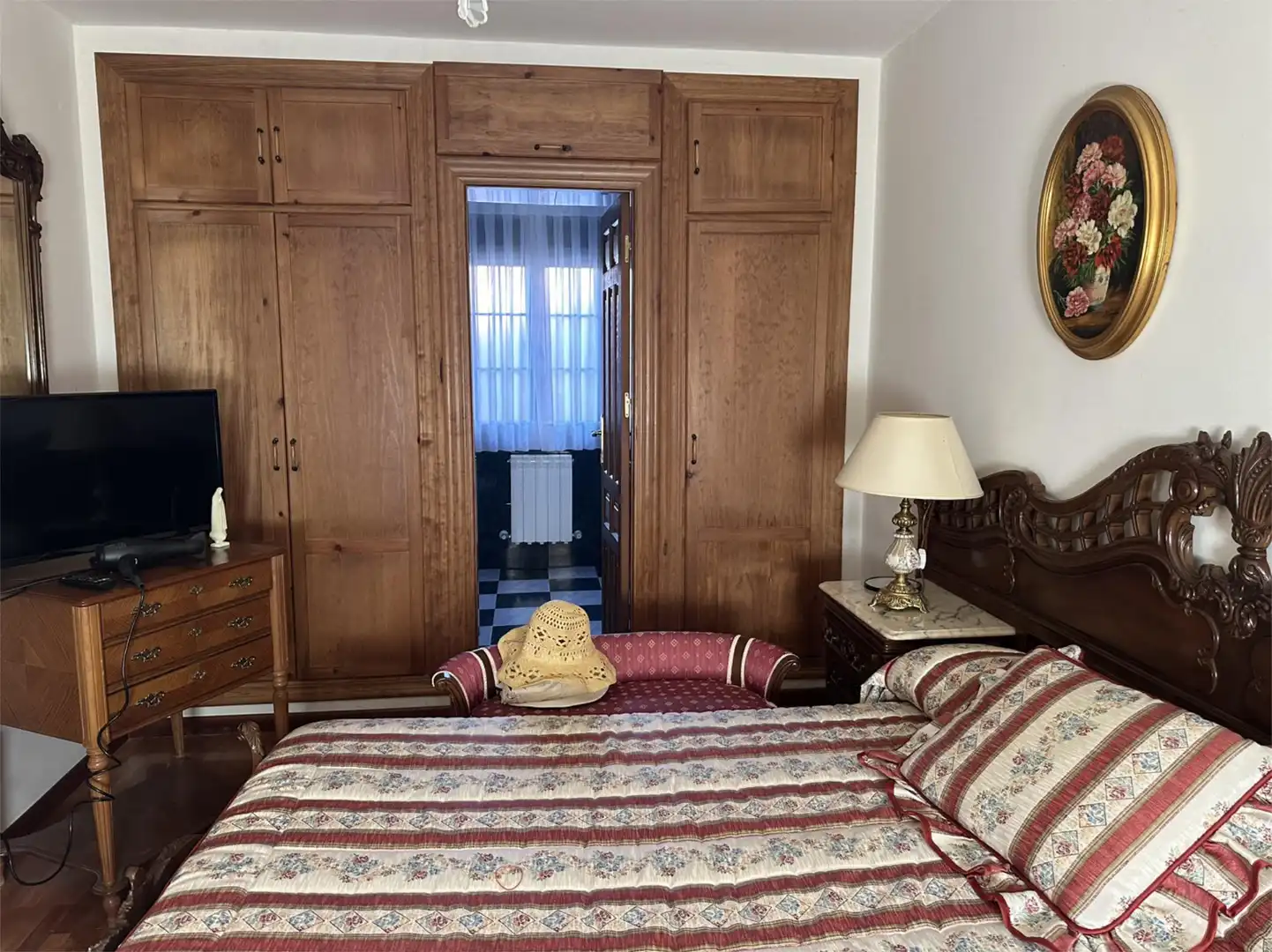 Bedroom of Houses for sale in Villamartín de Don Sancho  with Heating, Parquet flooring and Storage room