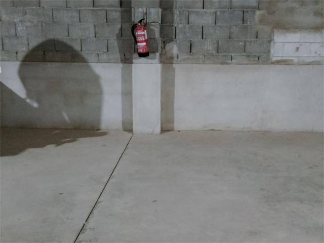 Garaje en Alquiler en Travesía Reyes Huertas, 7 en Orellana la Vieja