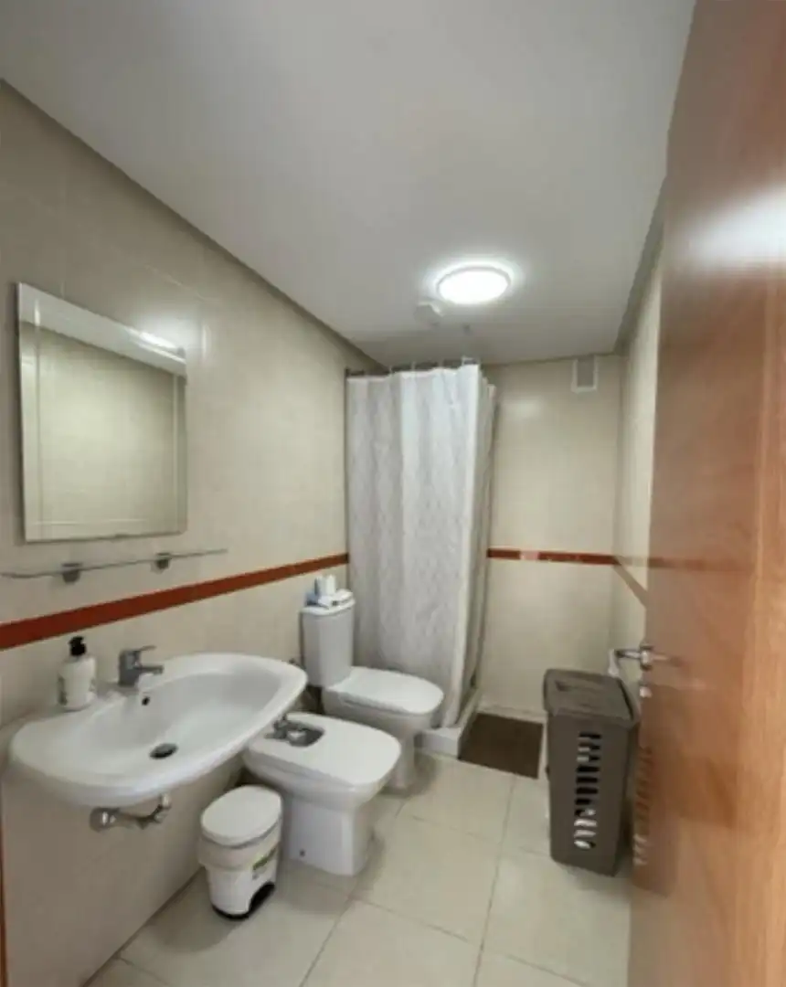 Habitación en Avenida las Palmeras, 18, Gracia Baño de Piso para compartir en San Cristóbal de la Laguna con Amueblado, Lavadora y Microondas