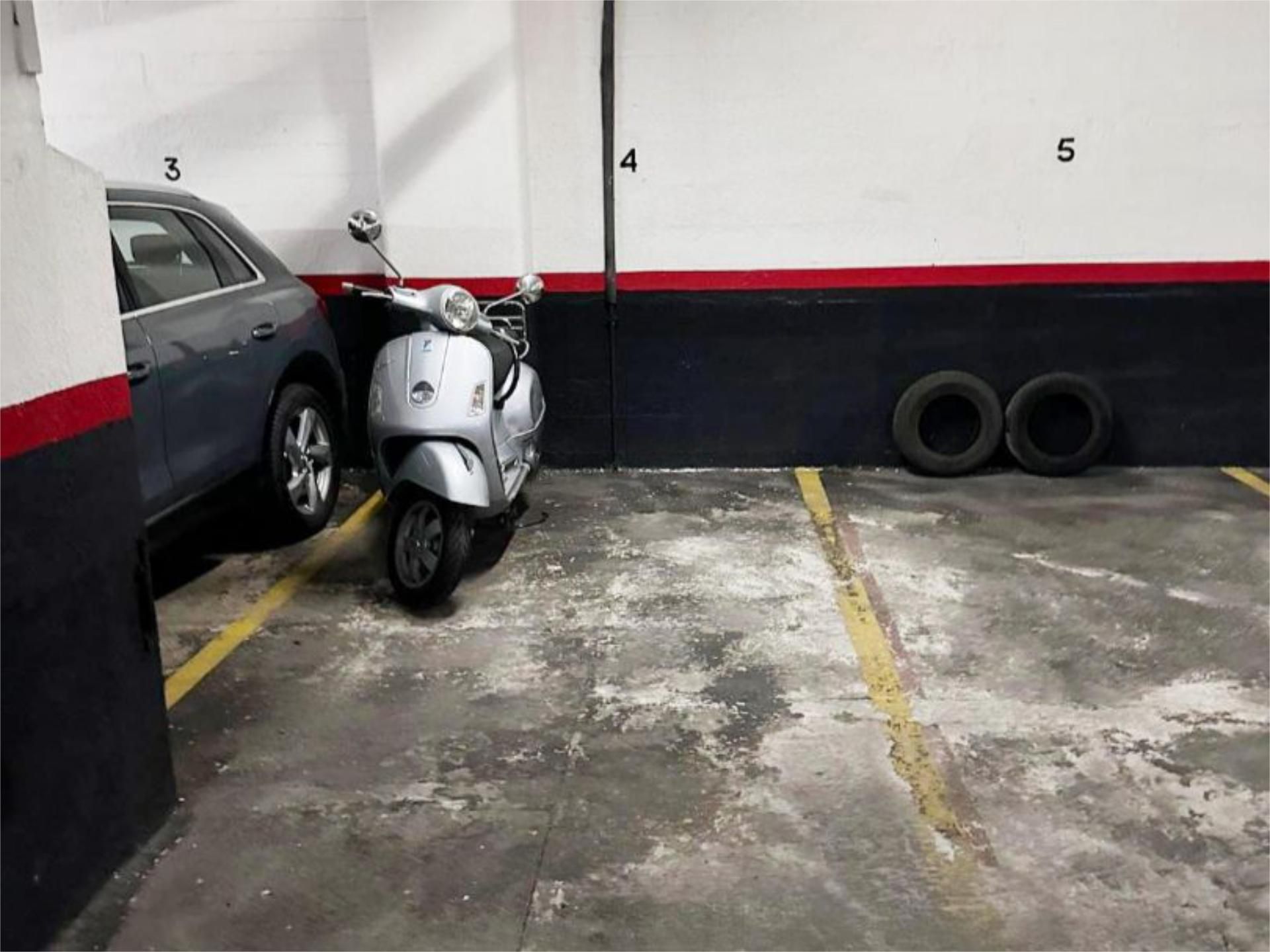 Parking of Garage to rent in  Madrid Capital