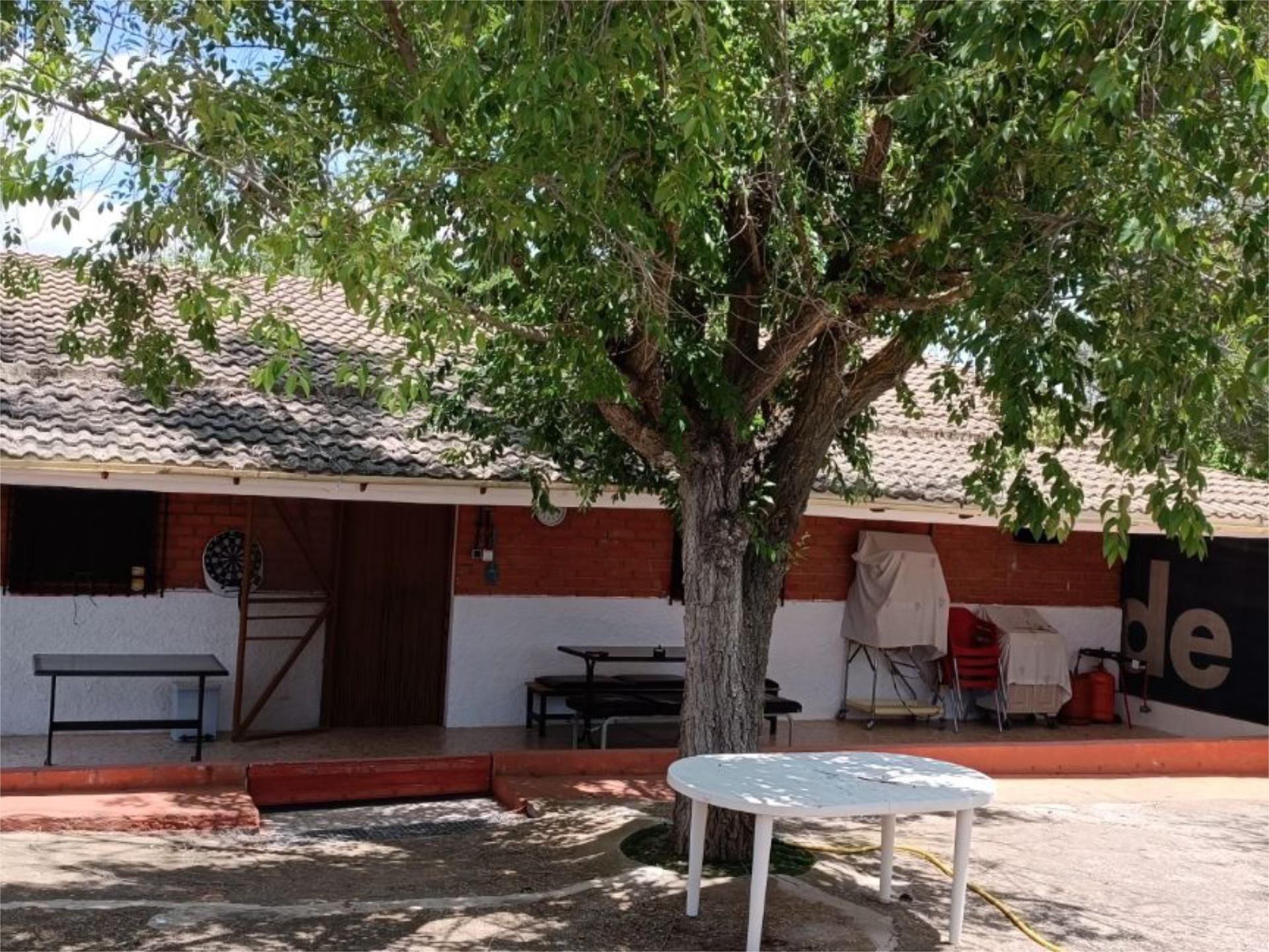 Jardí de Casa o xalet en venda en Villar de Cañas amb Piscina