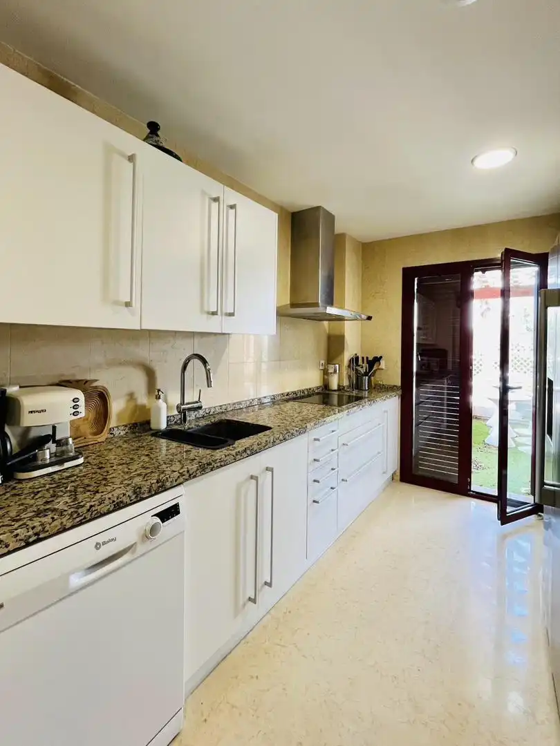 Apartments for rent in Puerto de Sotogrande - La Marina