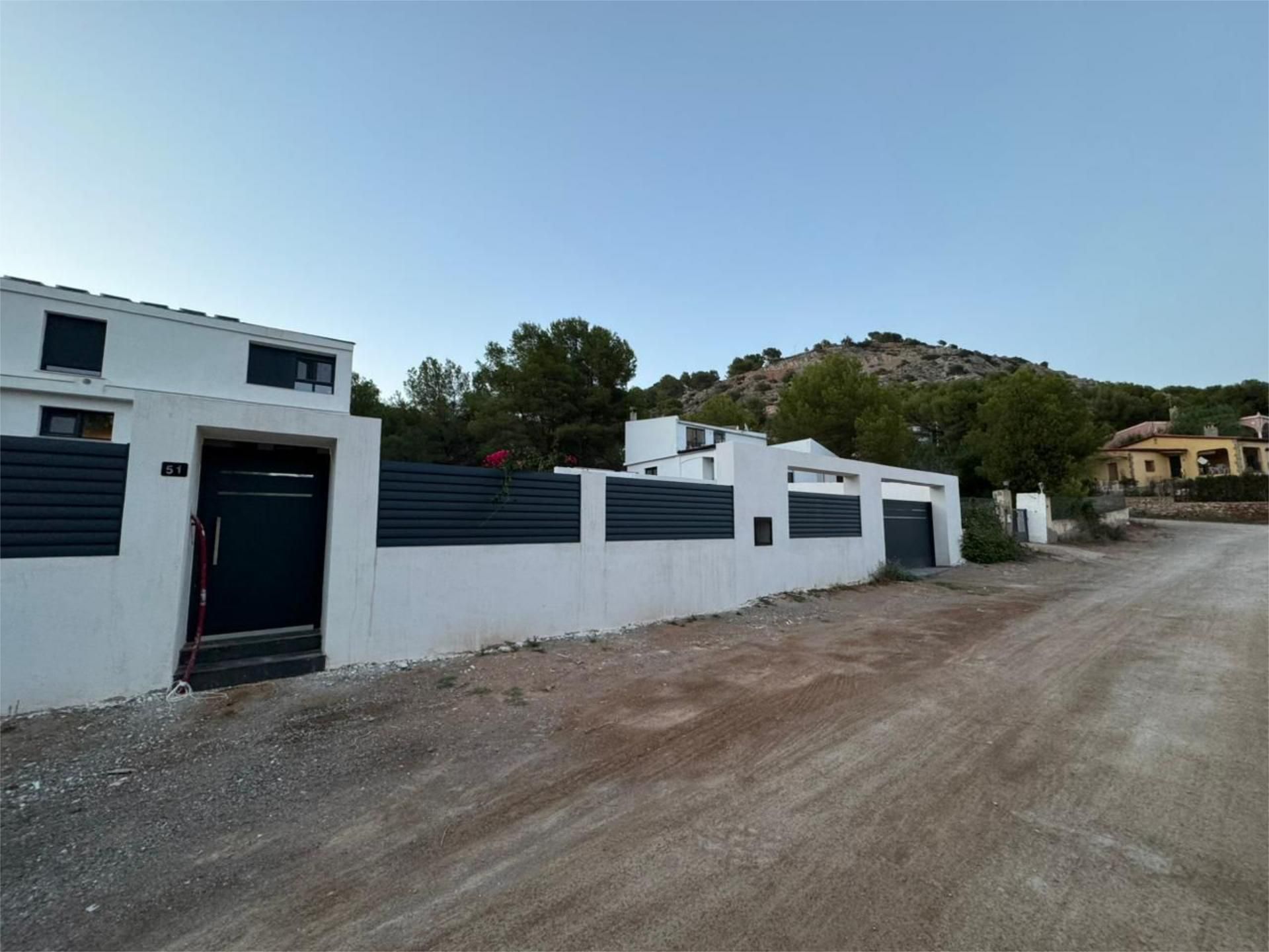 Vista exterior de Casa o xalet en venda en Oropesa del Mar / Orpesa amb Aire condicionat, Terrassa i Piscina