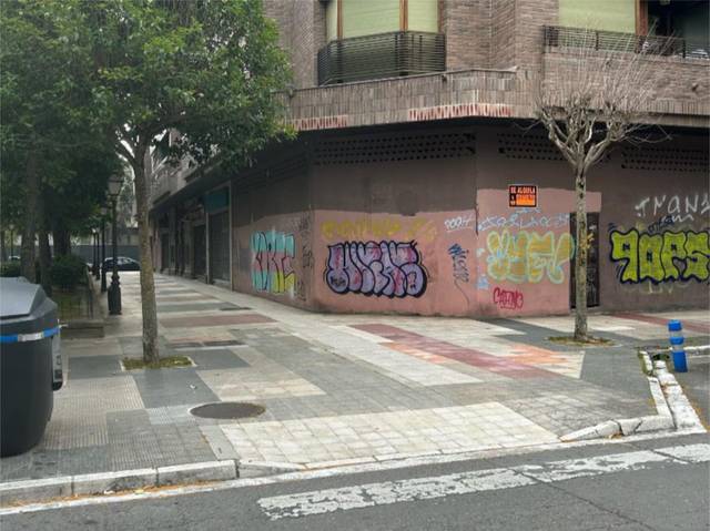 Local comercial en Alquiler en Aranzabal Kalea, 1 en Lovaina