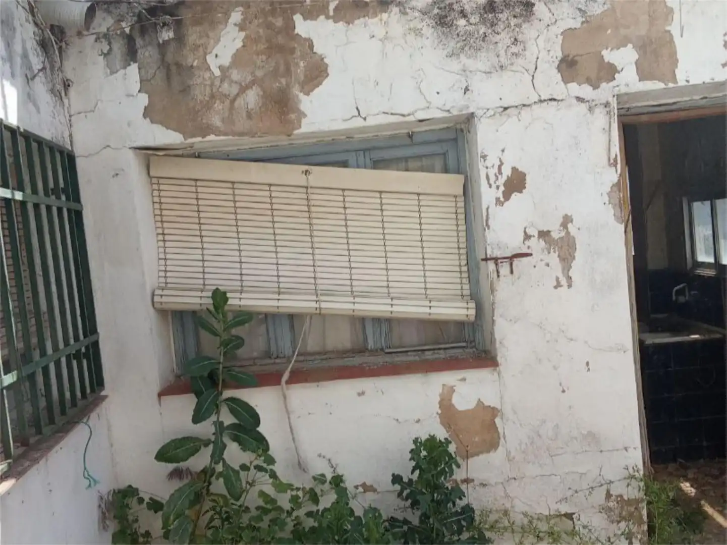 Casa adosada en venta en Calle Ramón Y Cajal, 6, Luciana Vista exterior de Casa adosada en venta en Luciana con Calefacción, Terraza y Balcón