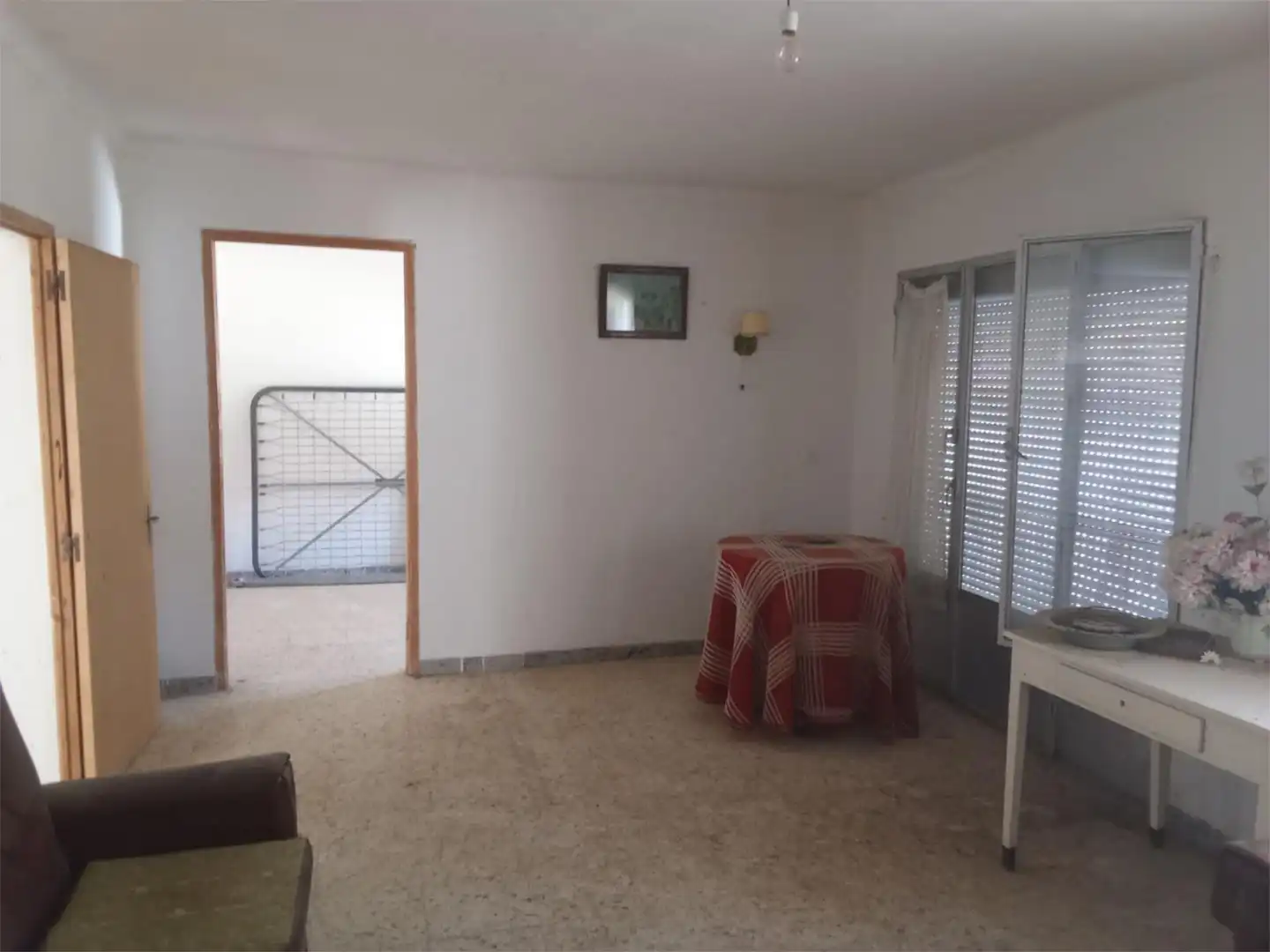 Casa adosada en venta en Calle Ramón Y Cajal, 6, Luciana Sala de estar de Casa adosada en venta en Luciana con Calefacción, Terraza y Balcón